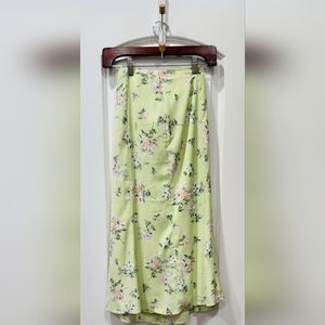 New Abercrombie & Fitch Skirt (Small)